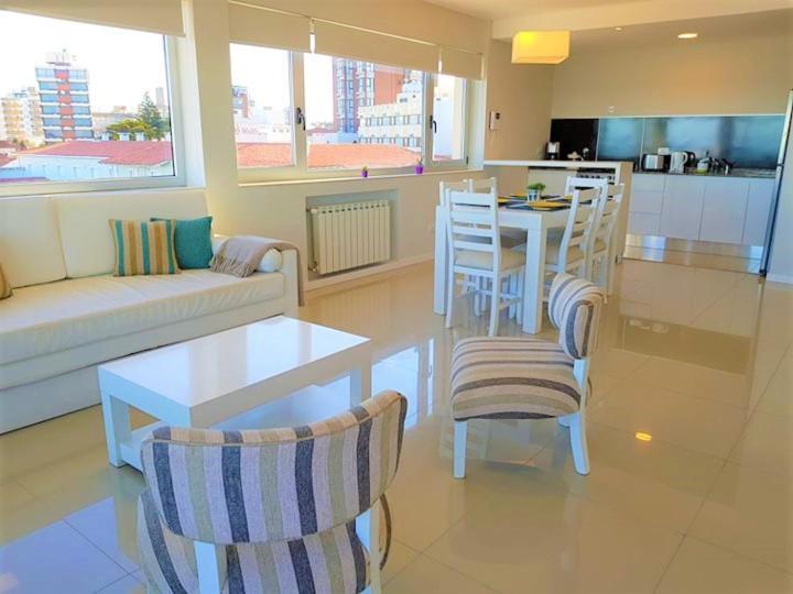 Hotel Tejas Rojas Villa Gesell Eksteriør billede