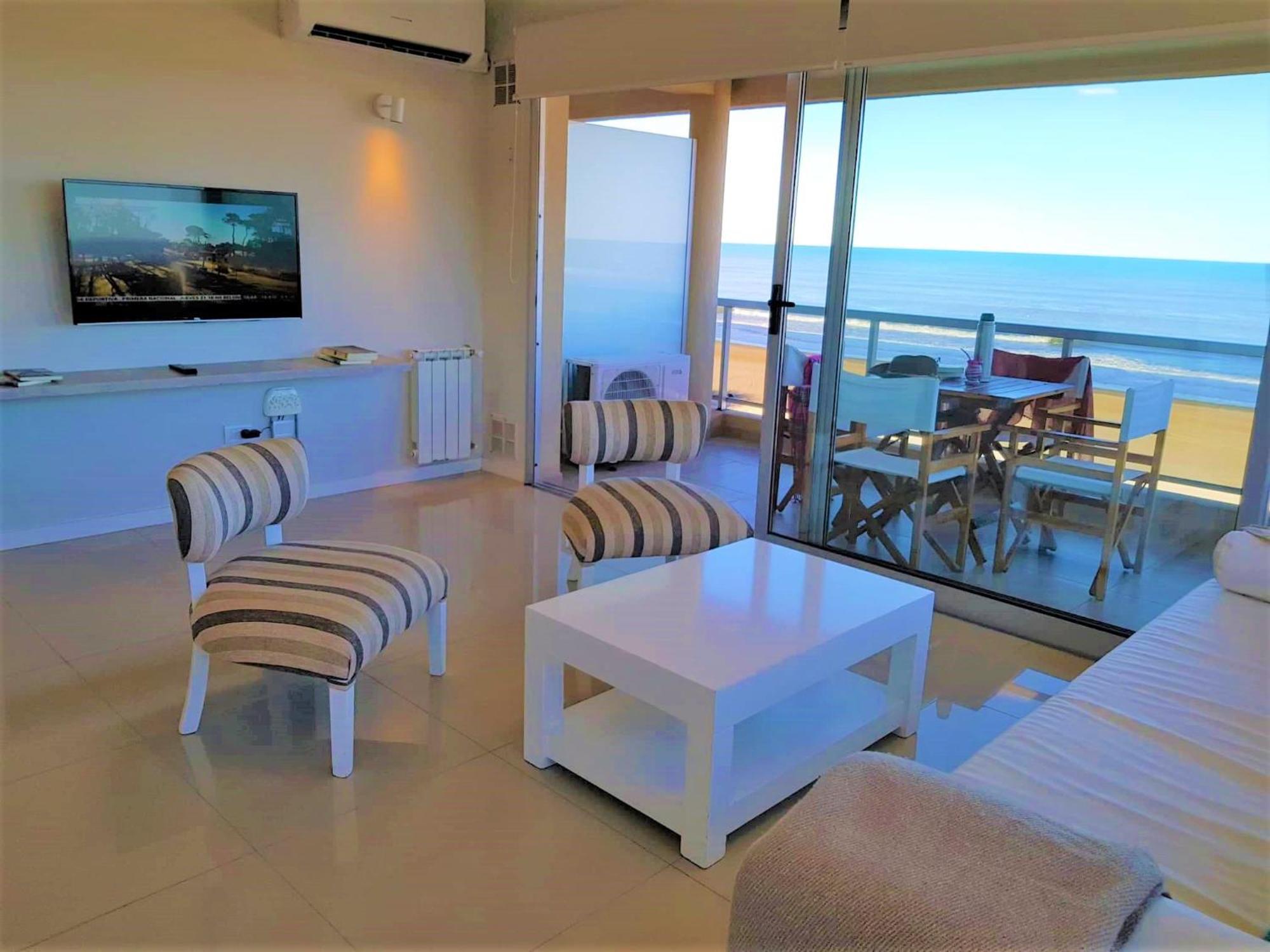 Hotel Tejas Rojas Villa Gesell Eksteriør billede