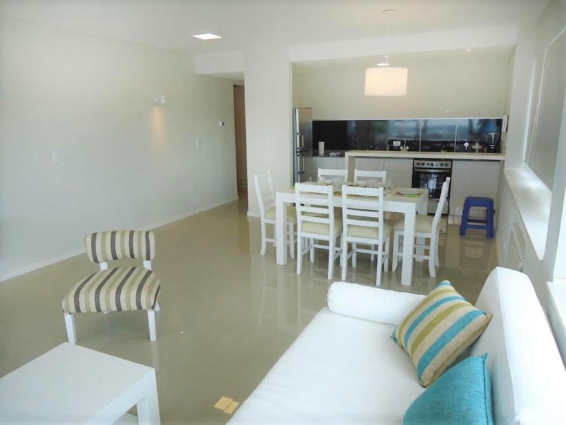 Hotel Tejas Rojas Villa Gesell Eksteriør billede
