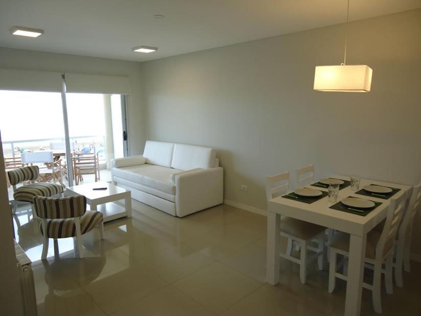 Hotel Tejas Rojas Villa Gesell Eksteriør billede