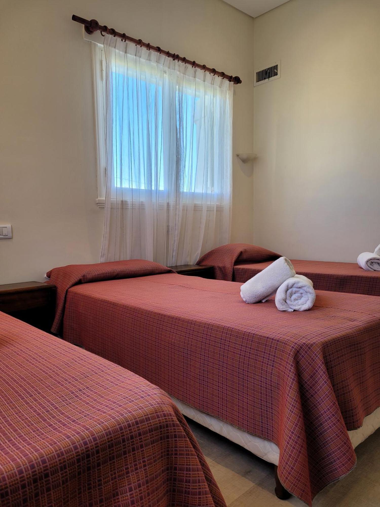 Hotel Tejas Rojas Villa Gesell Eksteriør billede