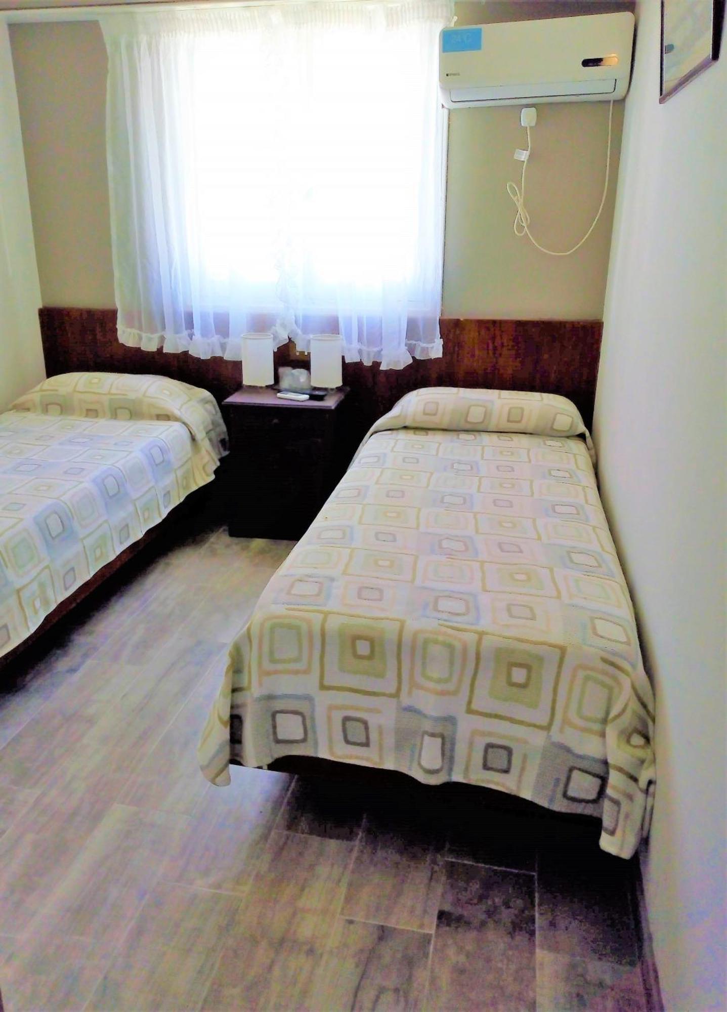 Hotel Tejas Rojas Villa Gesell Værelse billede